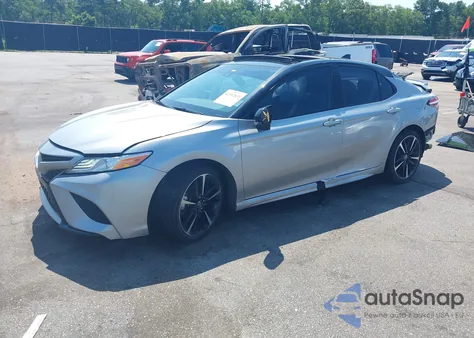 2020 Toyota Camry Xse z USA, uszkodzony, nr VIN 4T1K61AKXLU320223
